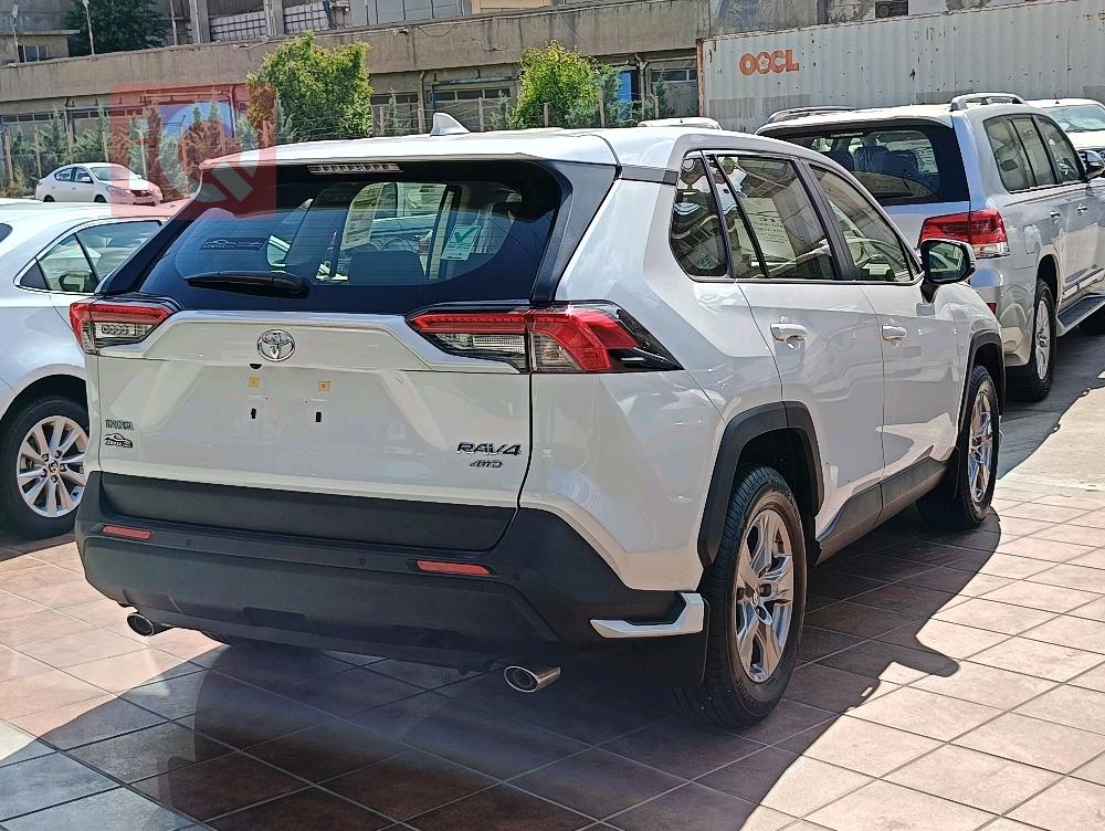 تويوتا راف 4